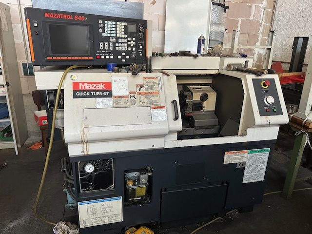 MaschinenĂŒbersicht Werkhalle